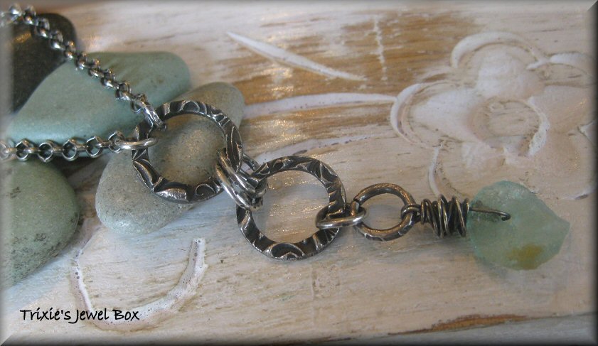 Different ways to use one component: Rings – Trixie's Jewel Box